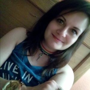 Meet your Posher, Pearl